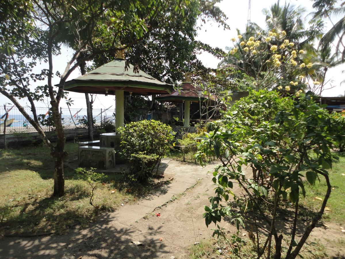 Pakuna Beach Senggigi Exterior foto