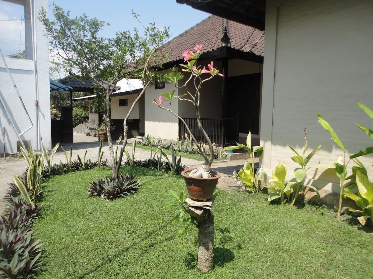Pakuna Beach Senggigi Exterior foto